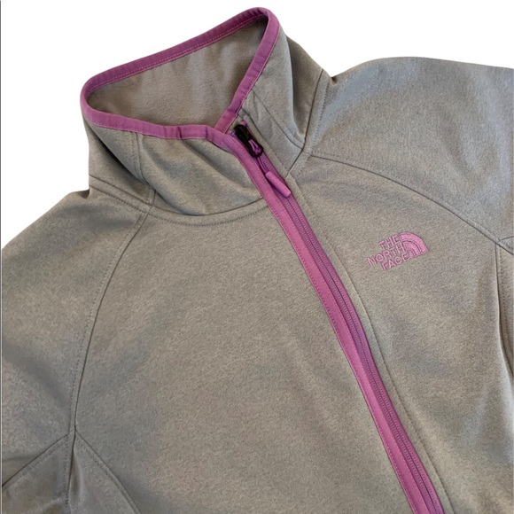 The North Face Softshell Fleece in Gray with Purple Detail - Picture 5 of 16